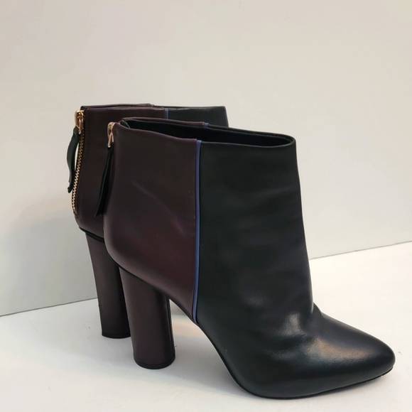 CAbi CAbi Bissett heel booties size 10M - Picture 3 of 13